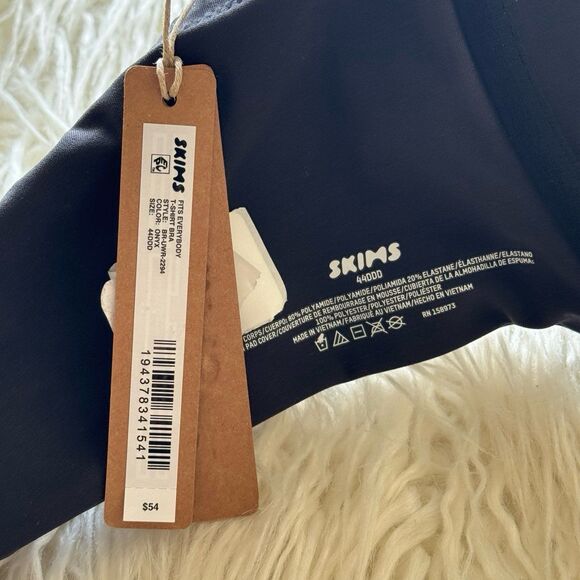 Skims Fits Everybody T-Shirt Bra Onyx Size 44DDD - Picture 7 of 7